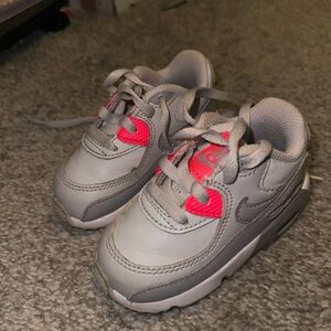 Toddler girl Pink and gray Nike air max